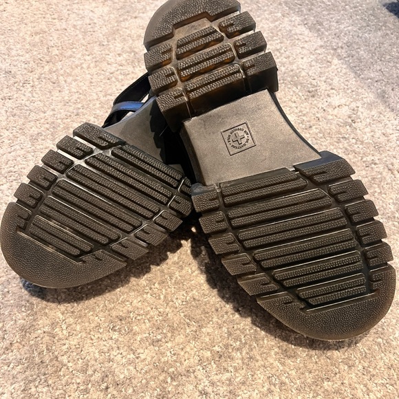 Dr Martens Ricki Gladiator Sandal - Picture 3 of 12